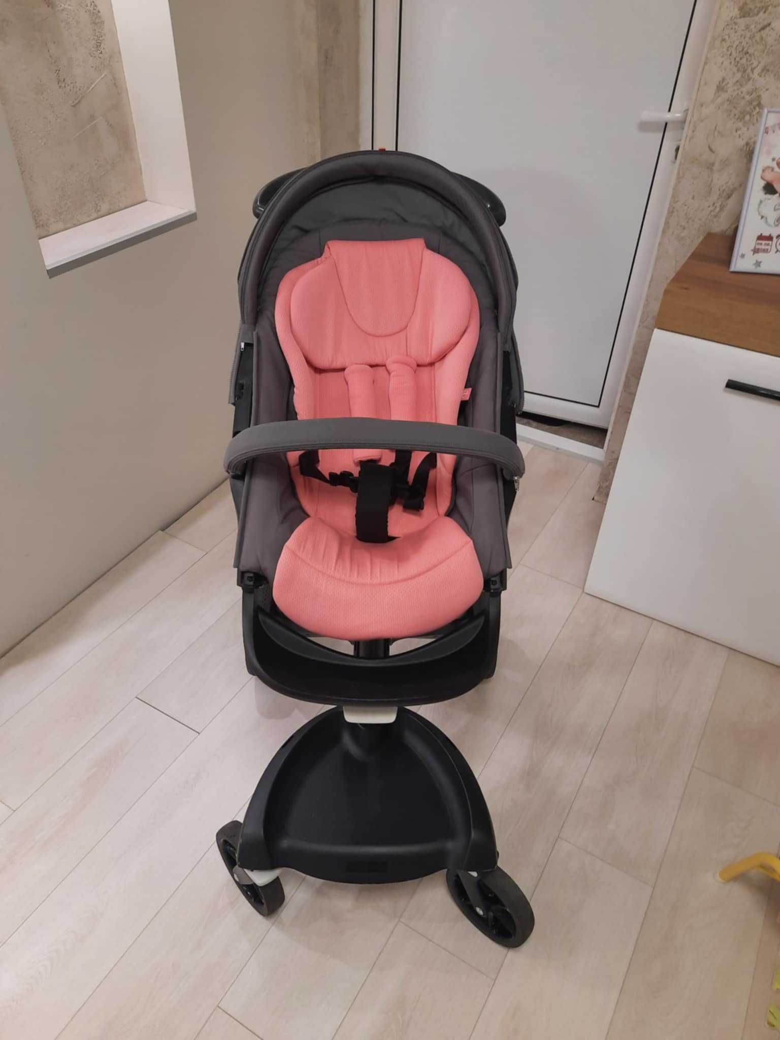Бебешка количка Stokke