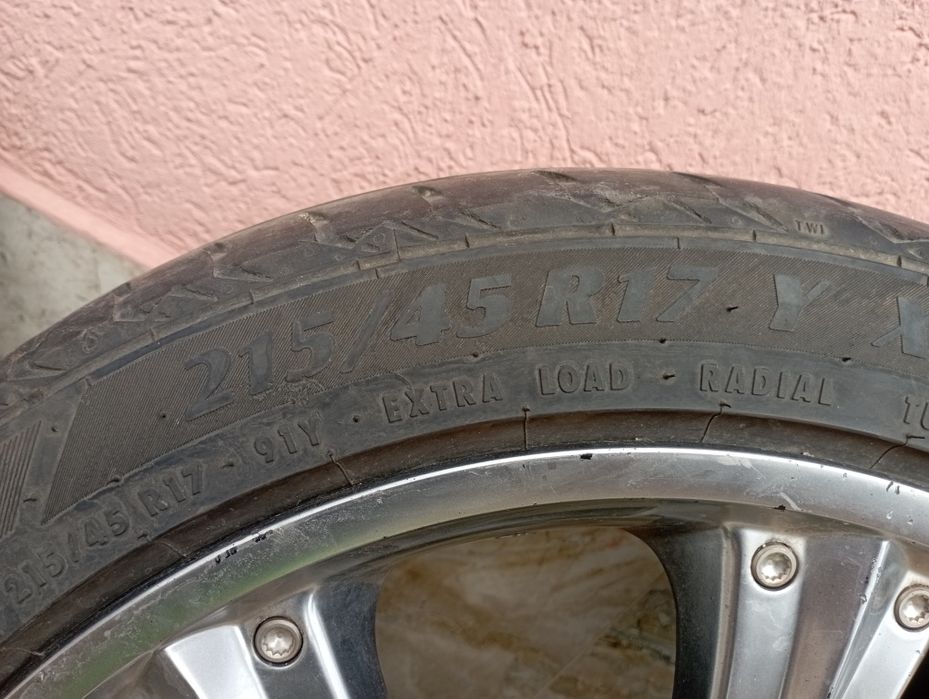 215/45R17Дранти с гуми