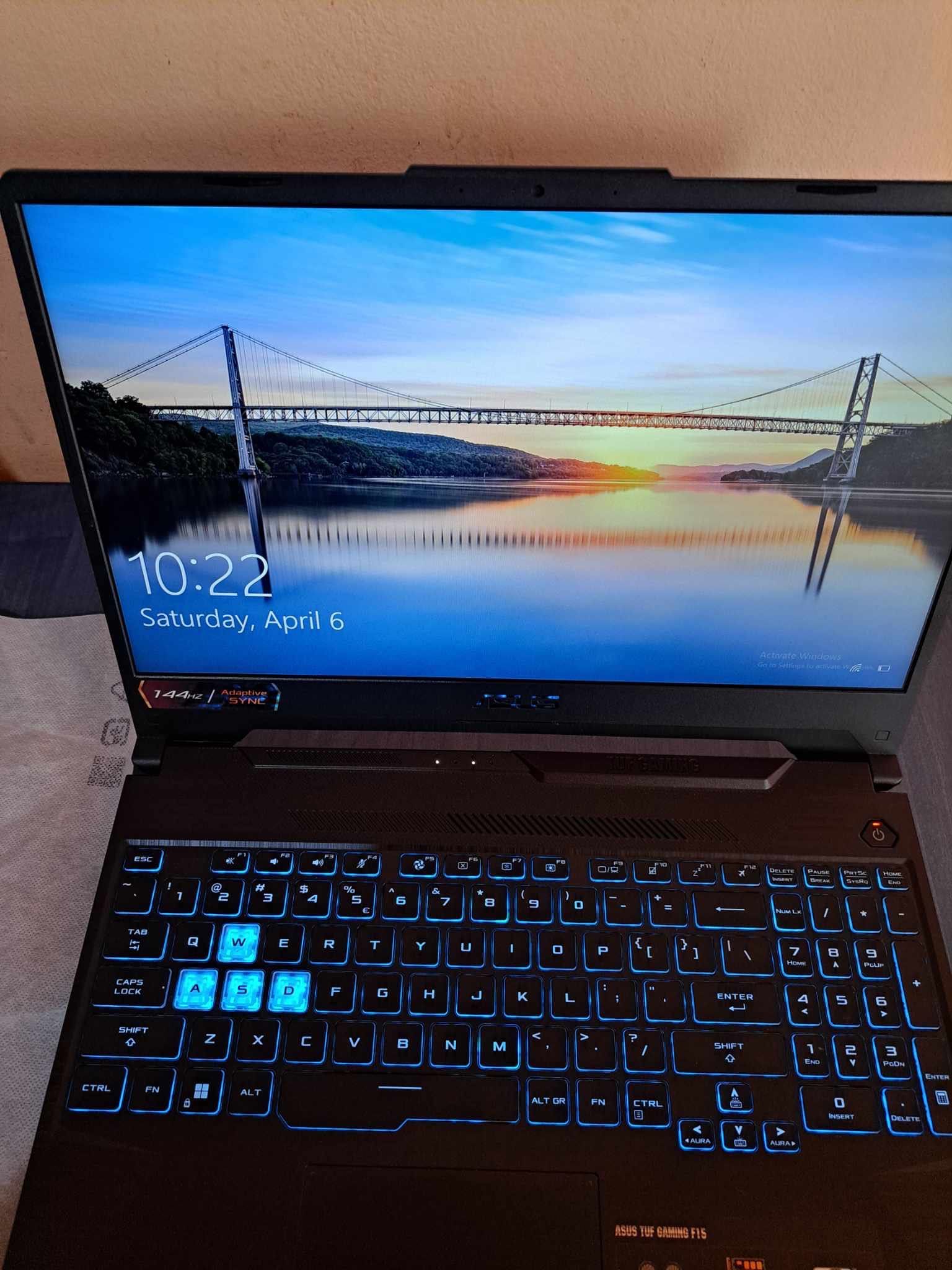 Laptop Asus 15 FD 1400 hz
