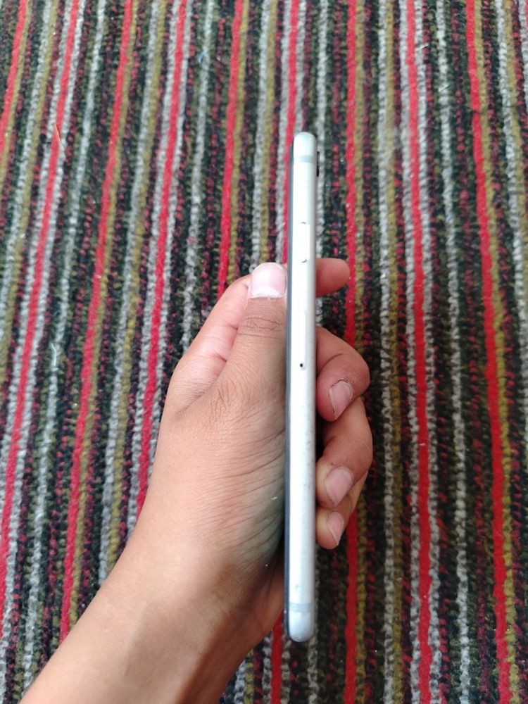 Iphone 6s  64gbli srochna aybibor