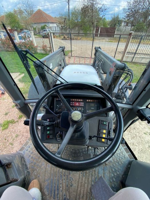 Tractor Steyr CVT 150 Case cu încărcător frontal