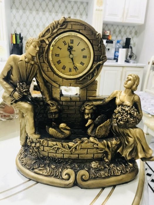 Срочно продам Часы