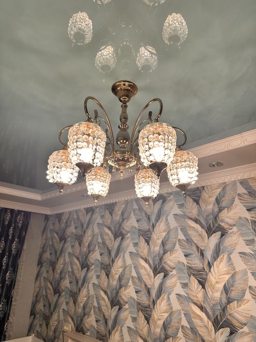 Люстра гостевая зальная