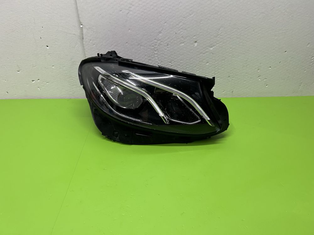 Far Mercedes E class W213 full led dreapta