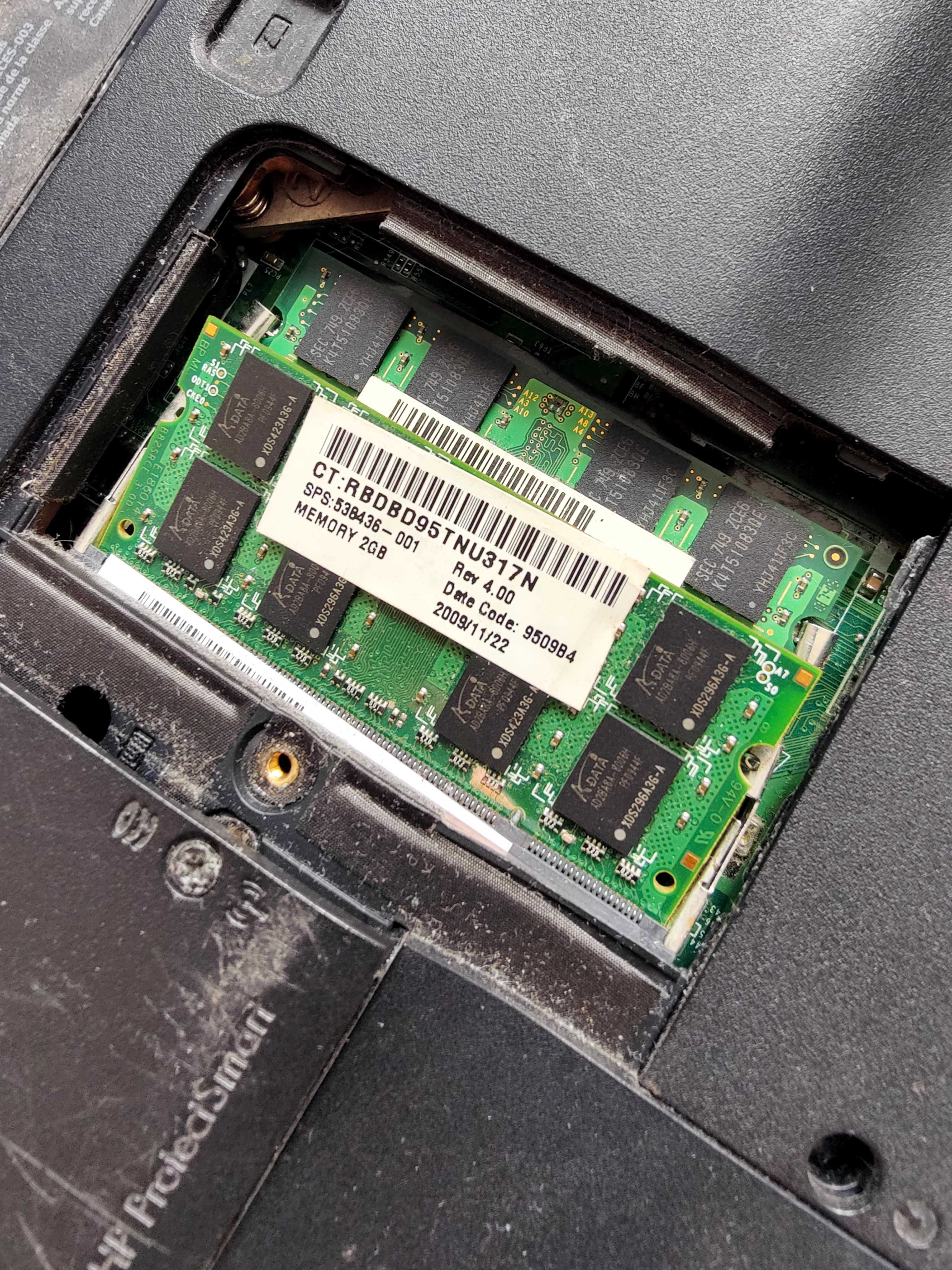 HP Pavilion dv5-1235dx (pentru piese)