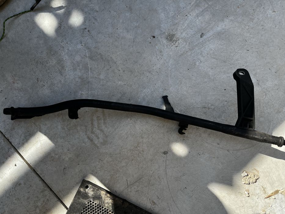 Щека масло бмв е60 е61 525д 530д