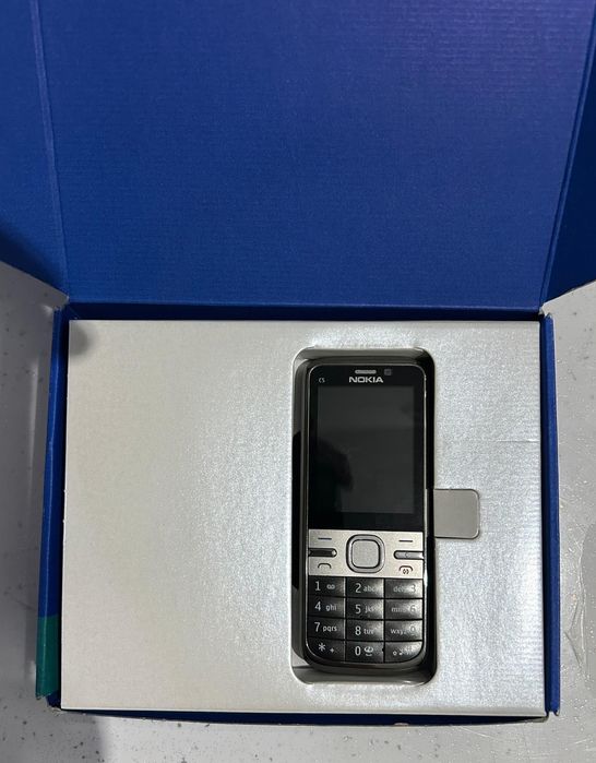 Мобилен телефон Nokia C5