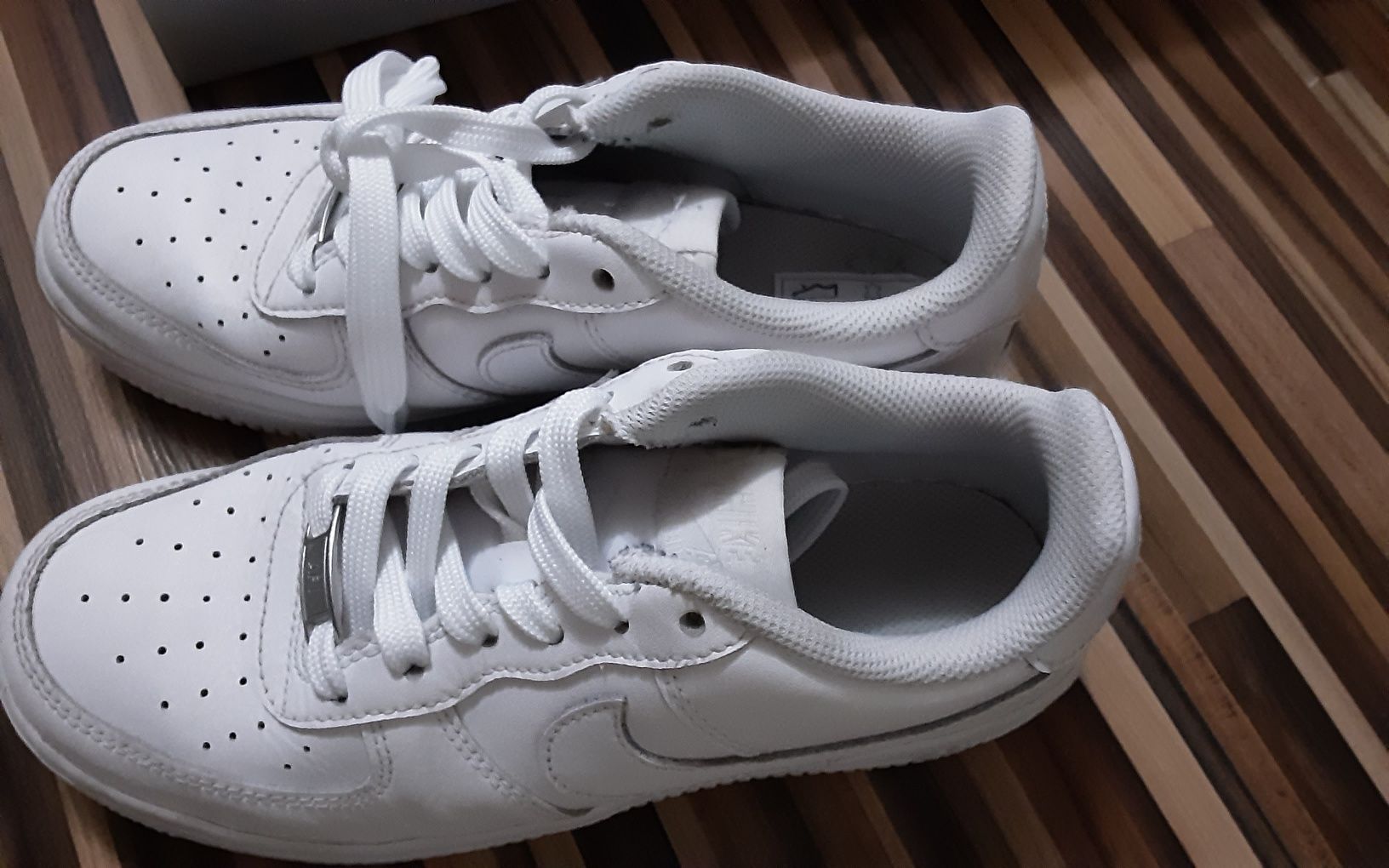 (36) NIKE air FORCE 1 оригинални, естествена кожа