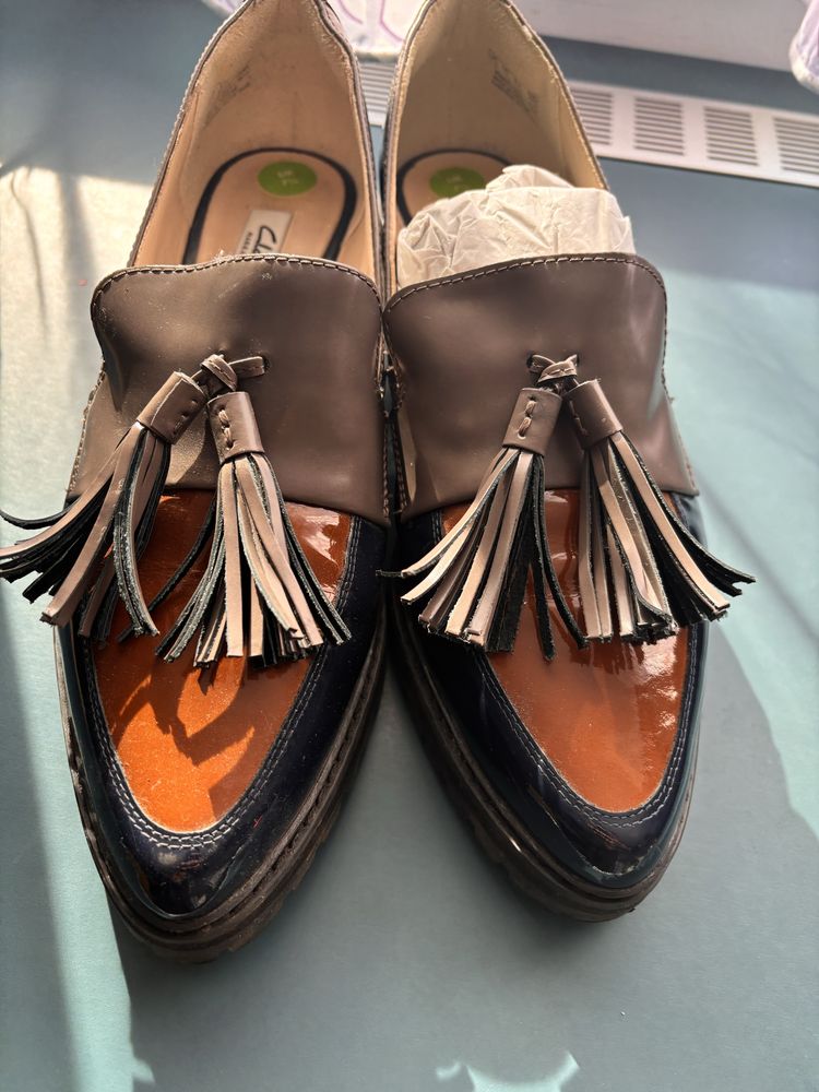 Pantofi Clarks  piele