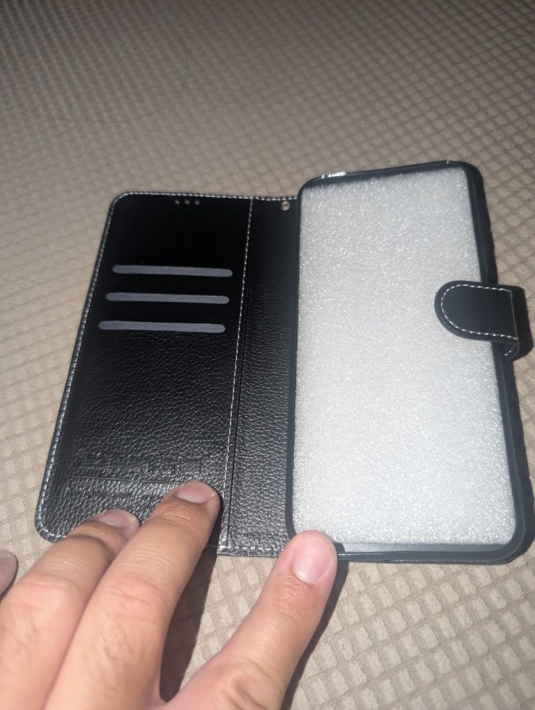 Продавам чисто нов калъф за Самсунг А14 Samsung