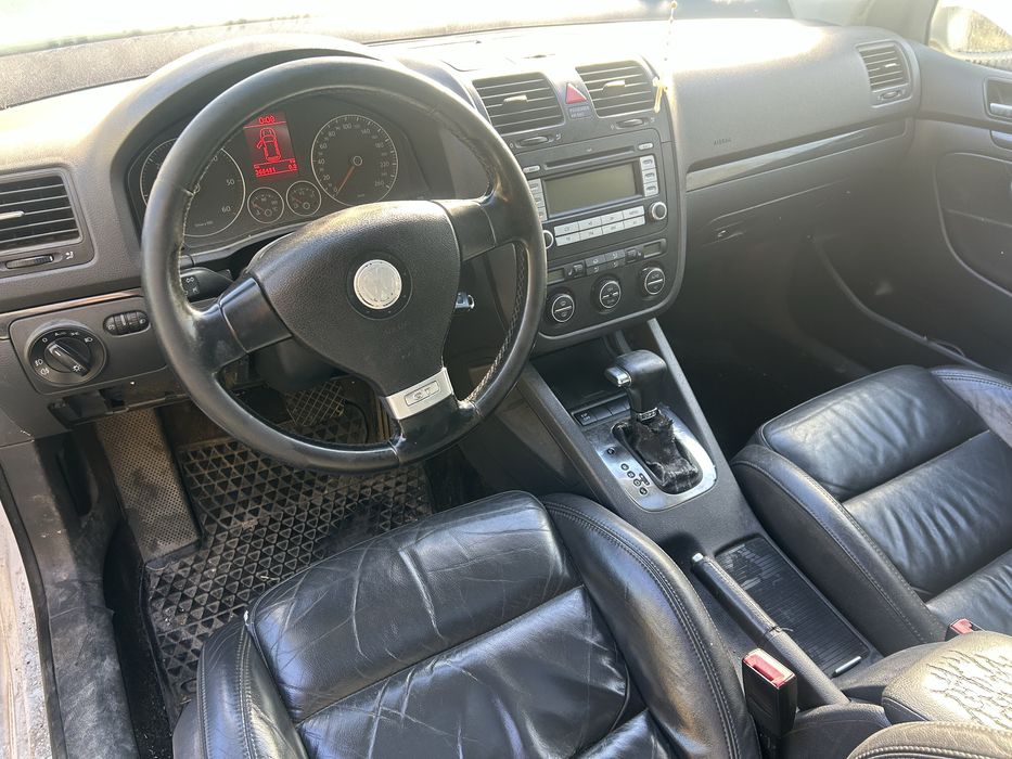 Голф 5 1,9тди БЛС 105кс на части/VW golf 5 1,9tdi BLS 105ks na chasti