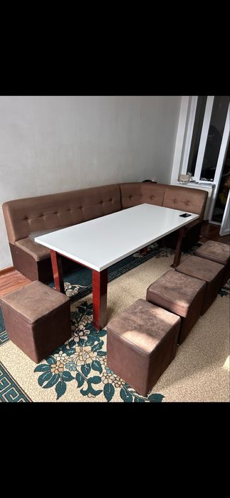 Срочно продаётся кухонная гарнитура