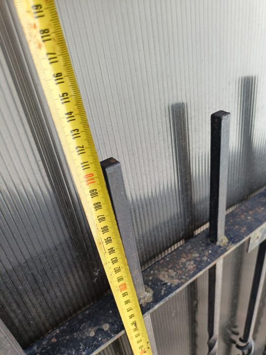 Vând panouri din fier forjat