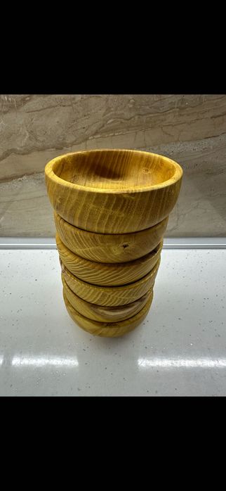 Масивни дървени купички от черница