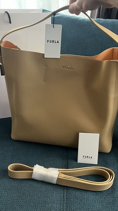 Furla Elizabet Hobo Bag L 100%оригинал, с етикети,подаръчен плик FURLA
