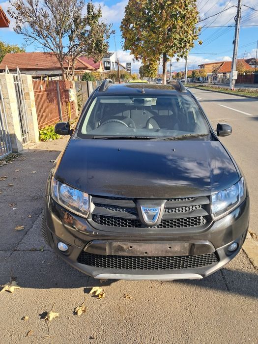Dezmembrari,dezmembrez dacia sandero stepway 0.9