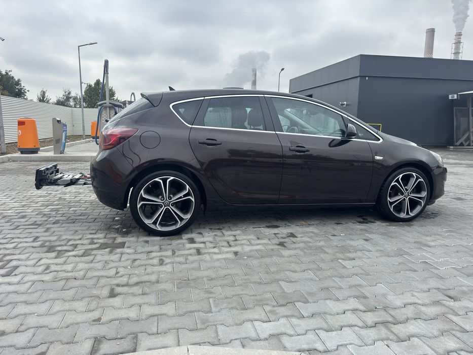 Opel Astra J 1.7CDTI