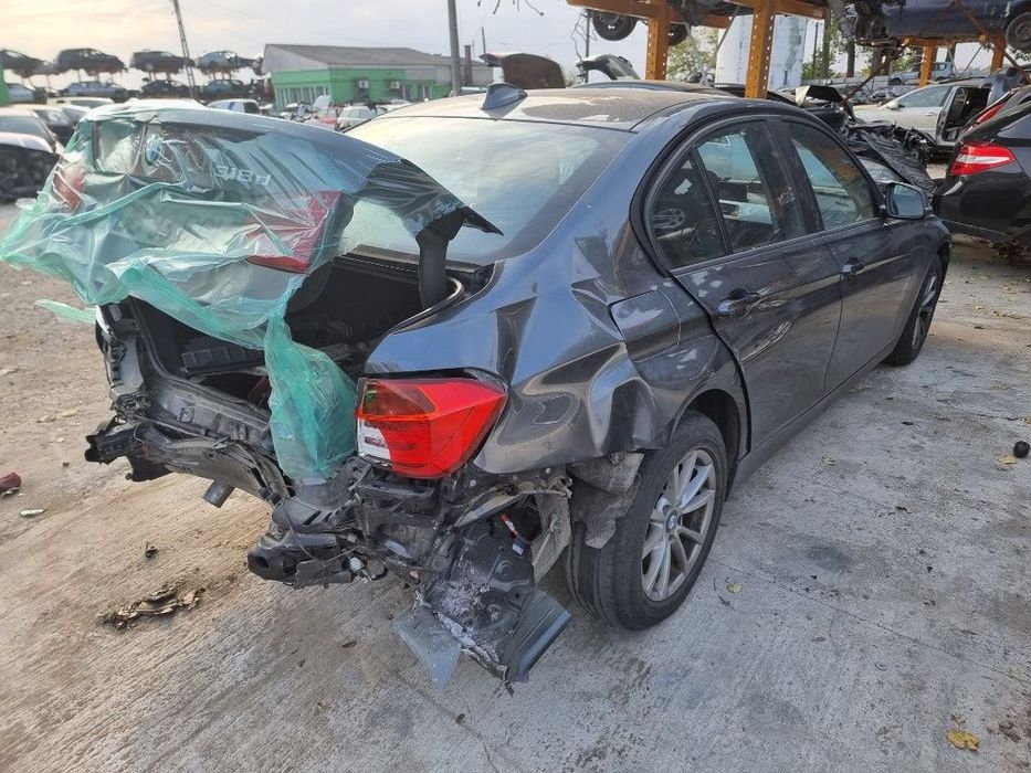 bara fata grila capota trager calandru far stanga dreapta radiator apa clima intercooler  BMW seria 3 F30 320d motor 2.0d dezmembrez