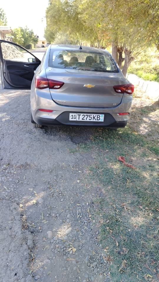 Chevrolet ONIX LT ,MT