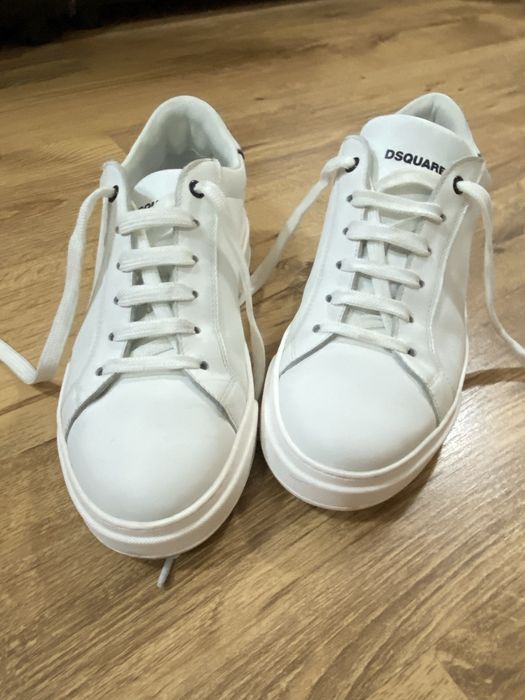 Бели кецове