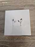 Продавам AirPods
