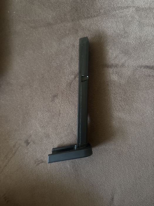 Еърсофт пистолет GLOCK 19 CO2 МЕТАЛНА РАМА от UMAREX Германия