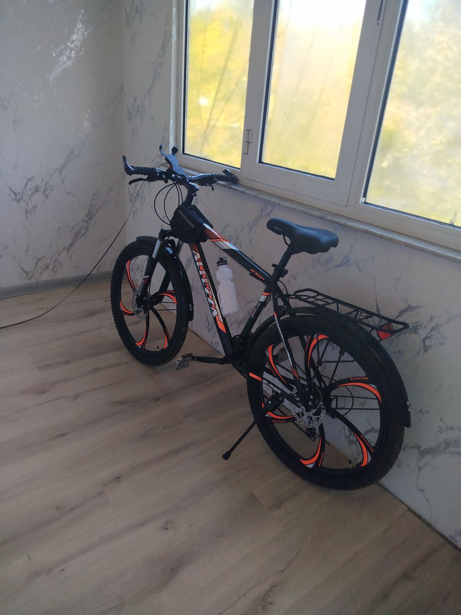 Altezza Roseski Velosiped
