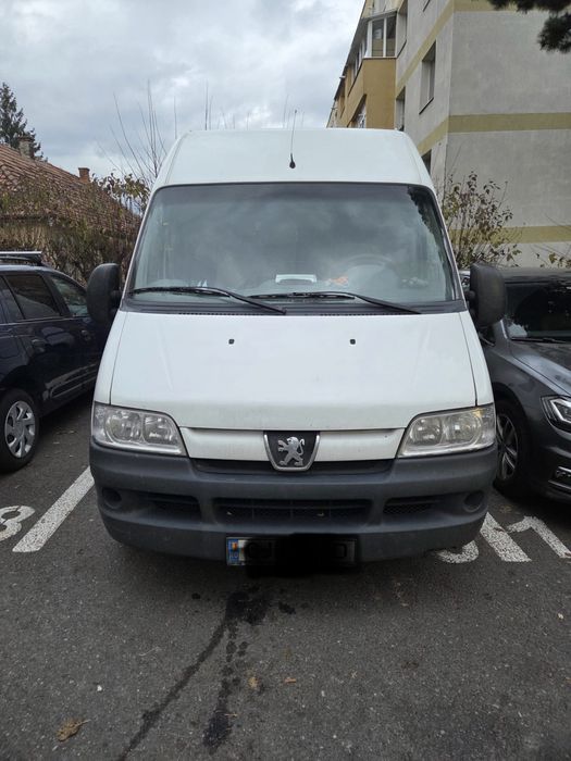Vand Peugeot Boxer an 2003 si 2010
