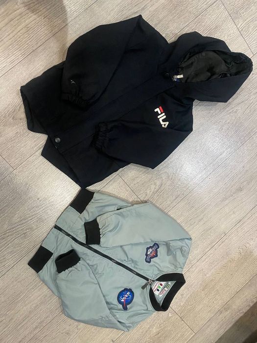 Ветровка для мальчиков отличное состояние