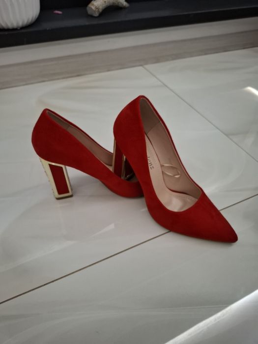 Червени обувки 39