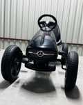 Kart cu pedale si roti din cauciuc EVA Mercedes-Benz Negru