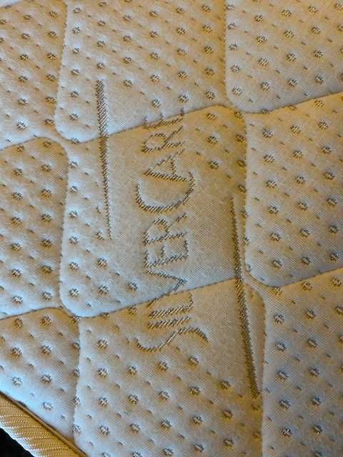 двулицев матрак 160x200 см, малко използван