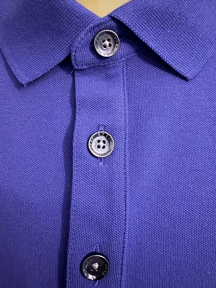 Hugo Boss тениски с яка
