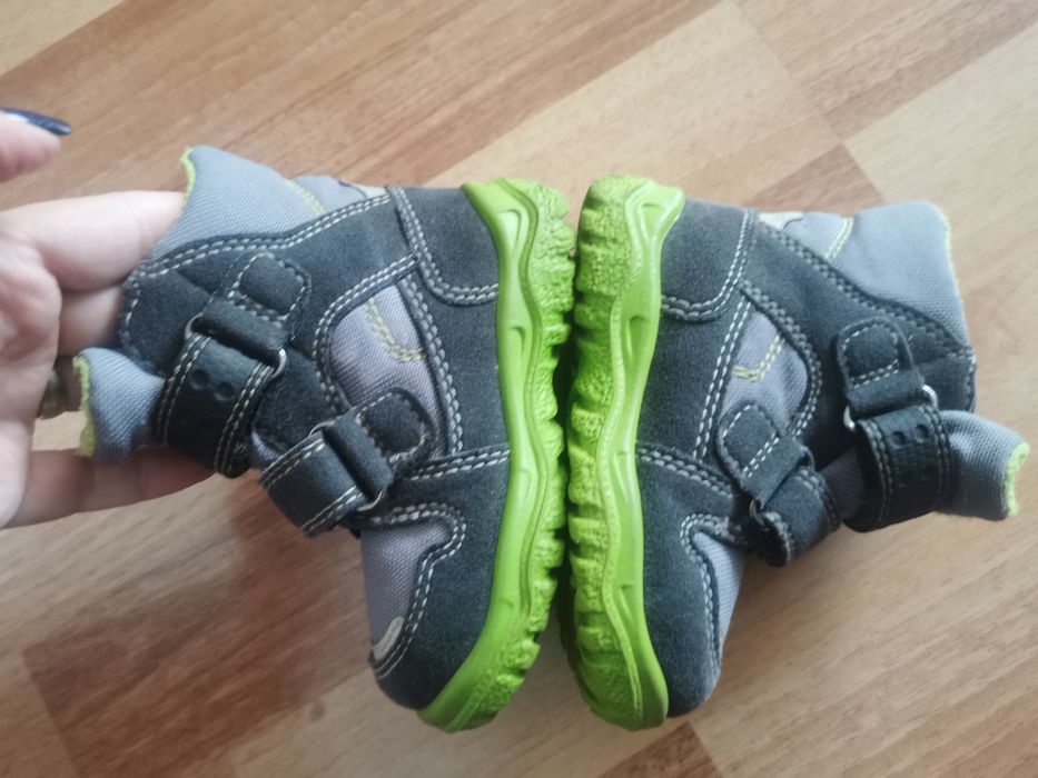 Cizme iarna impermeabile goretex SuperFit nr 21-22(14cm int)
