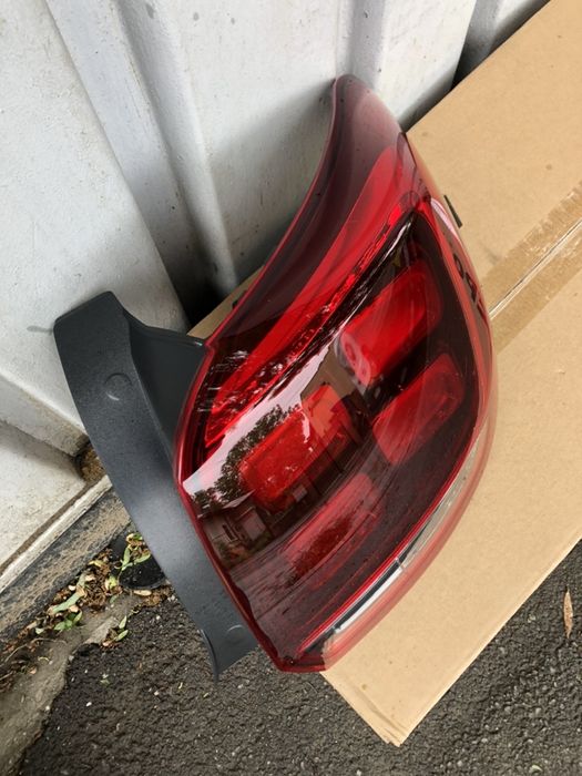 Lampa stop stanga dreapta NOUA Dacia Sandero facelift 2017_2018_2019