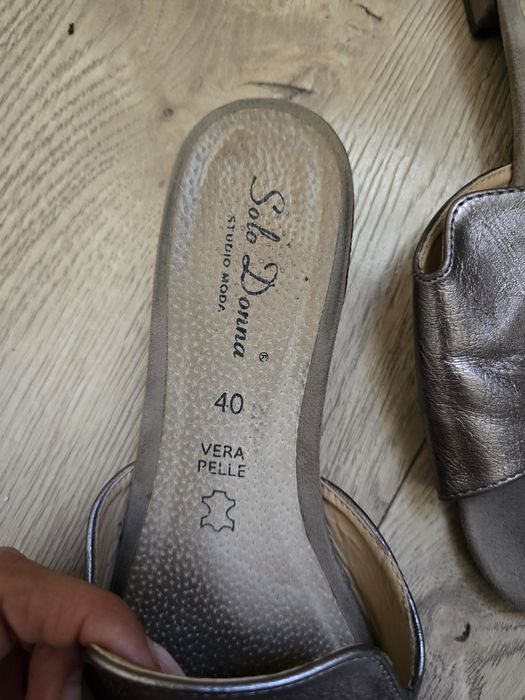 Papuci din piele Benvenuti nr 40