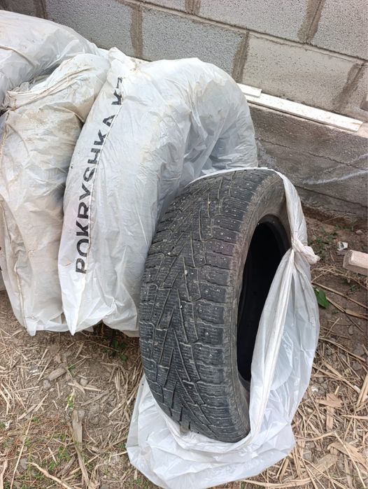 зимные и летние шины б/у. По 6500