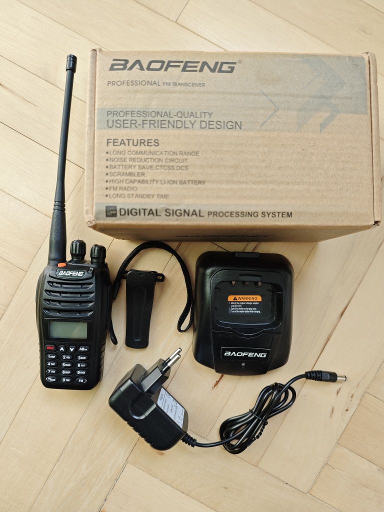 Продавам радиостанция, уоки токи Baofeng UV-B5.