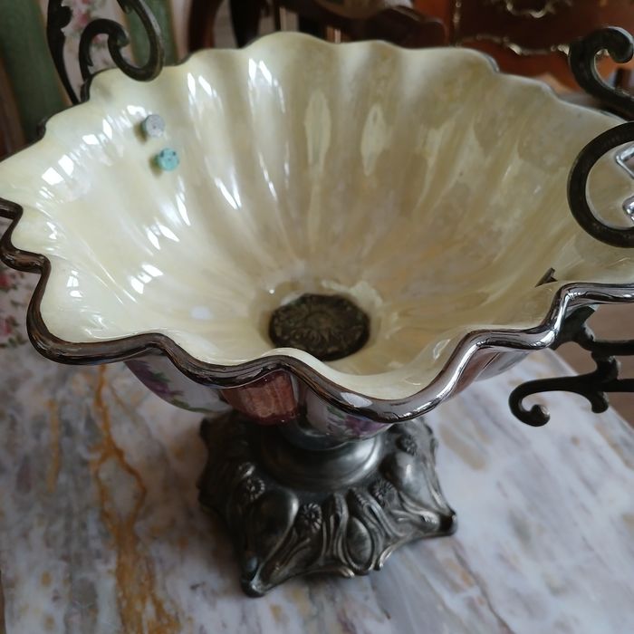 Порцеланова фруктиера