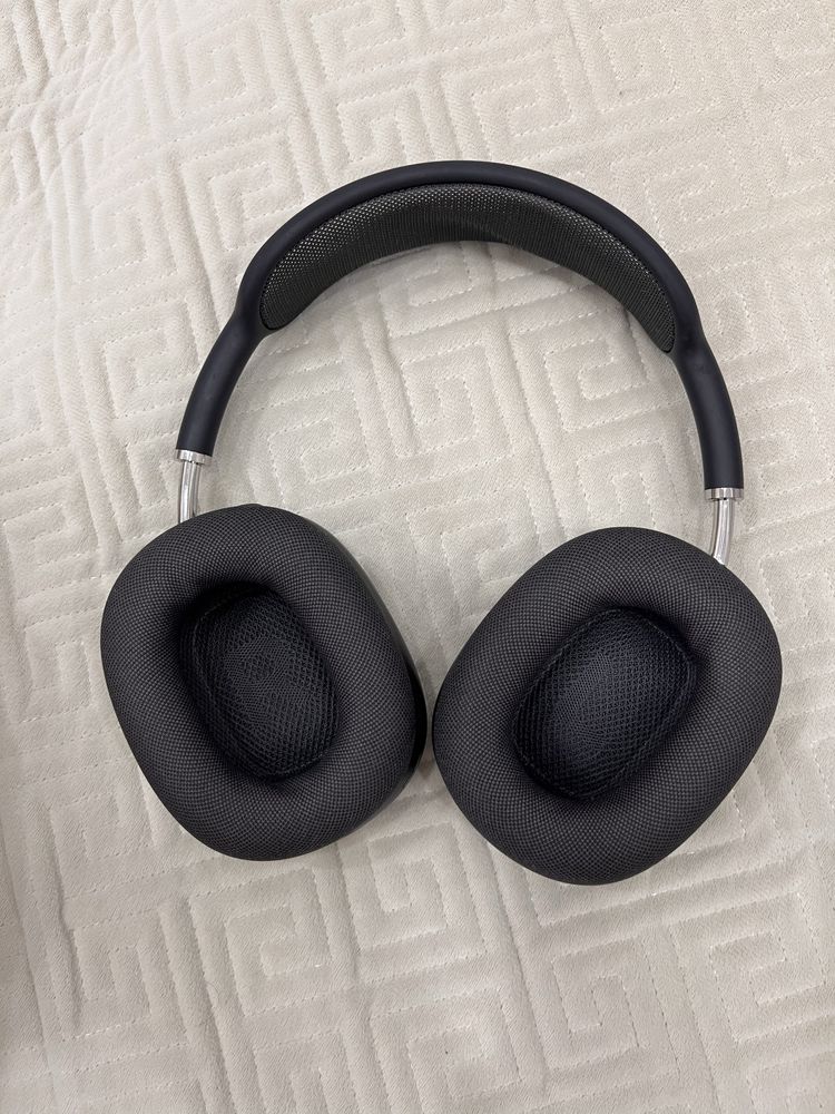 Air pods max original