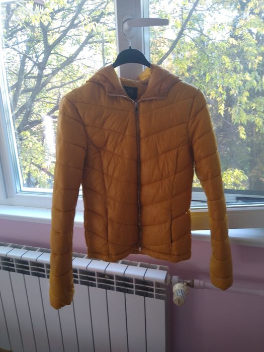 Дамско яке. Жълт цвят.