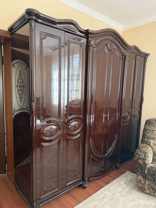 Продам спальню в классическом стиле