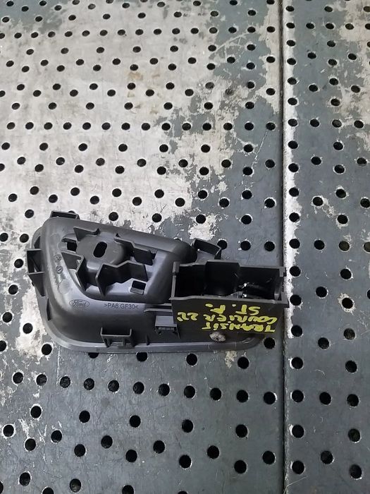 Maner interior usa stanga fata ford transit courier mt76-r22601-aa