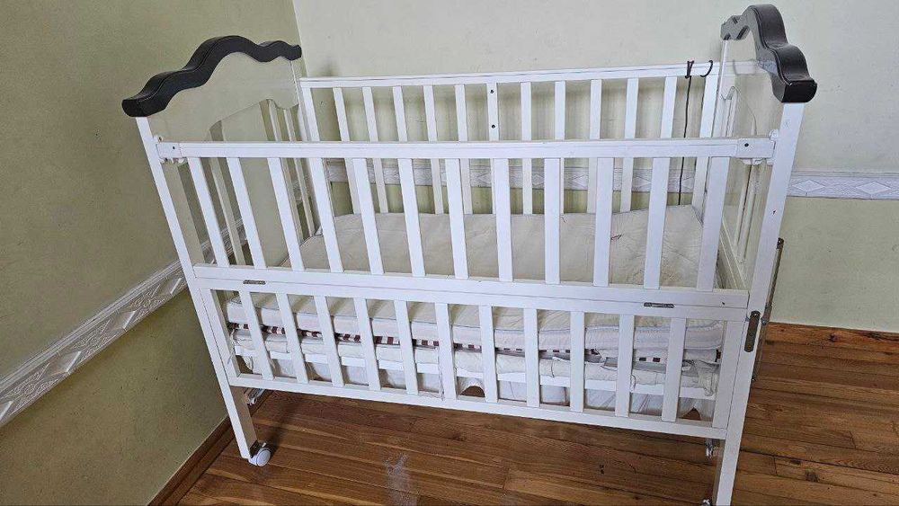 Детский кровать ва шкафи сотилади