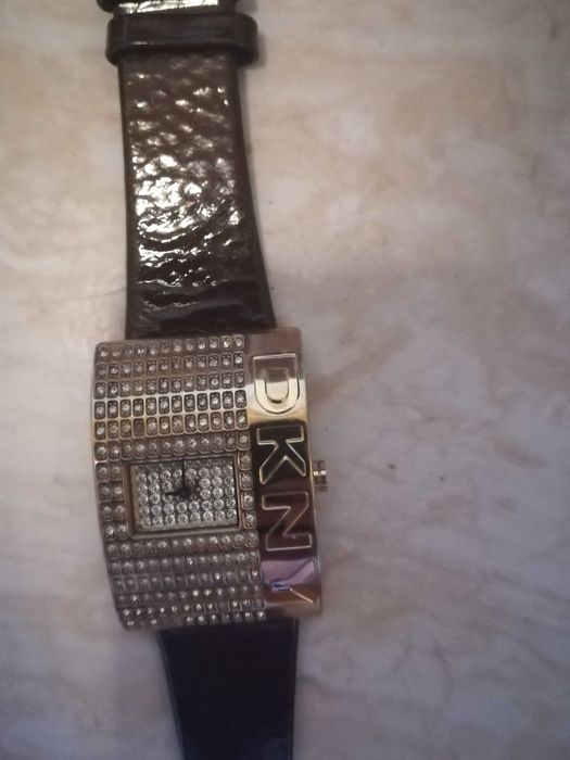 часовник Fosil, Armani, DKNY