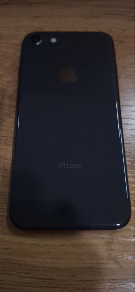 iPhone 8 64GB / обмен на айфон 7+