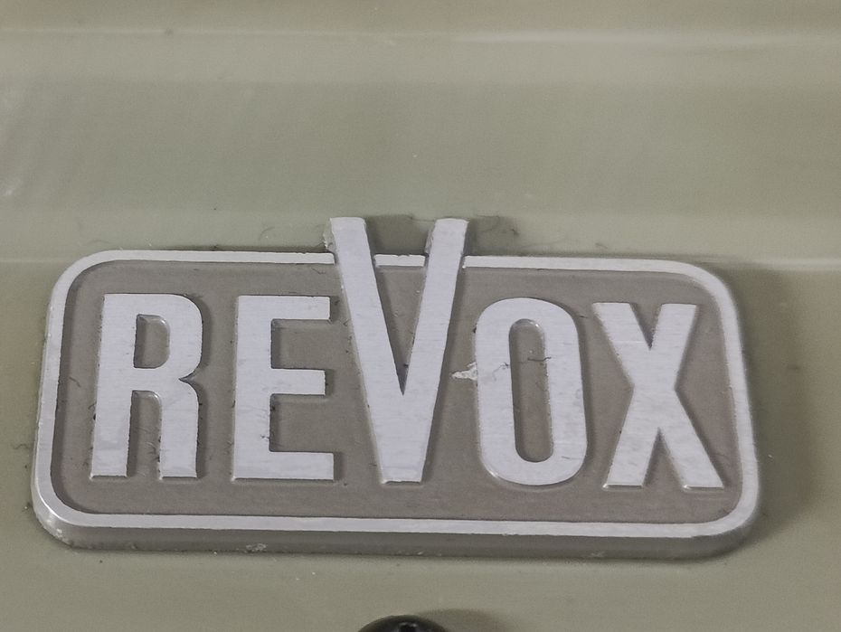 Revox D36 ,parțial defect