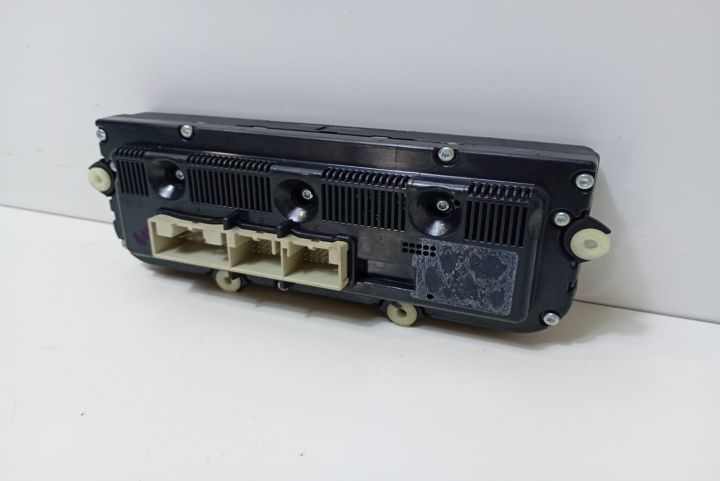 Panou climatronic Volkswagen VW Passat B6