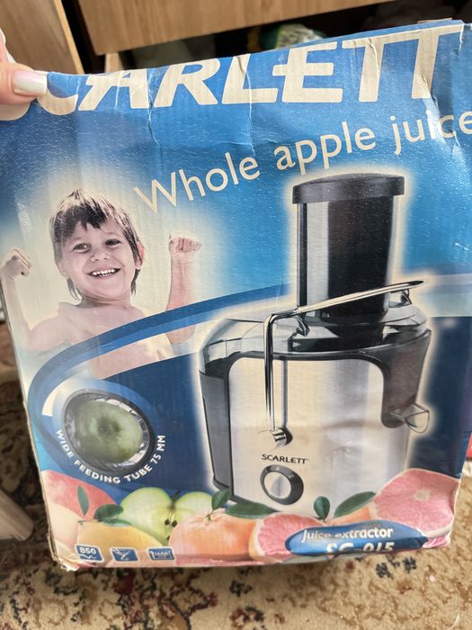 Соковыжималка электрическая скарлет