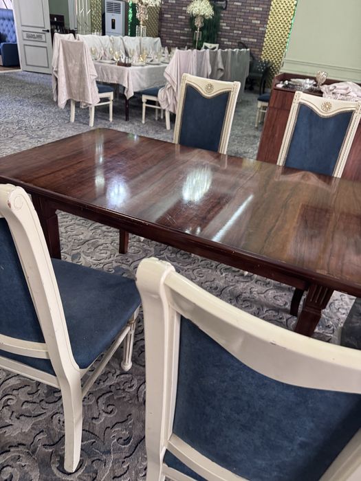 Stol stul sotiladi srochno